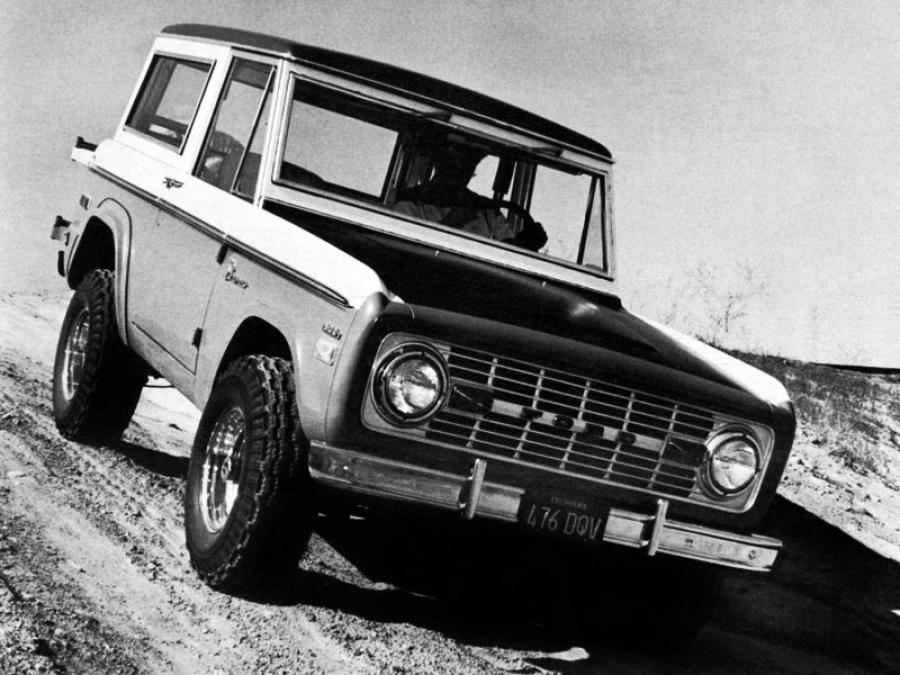 Ford Bronco Wagon 1973 года  (фото 3 из 8)